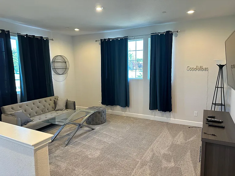 2318 Kaitlyn Pl — Photo 6