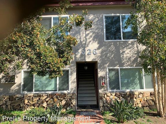 3rd image of 5826 Tujunga Ave #4