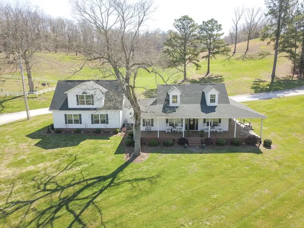 1130 Little Bartons Ck Rd, Cumberland Furnace, TN 37051