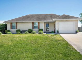 4542 W University St, Springfield, MO 65802