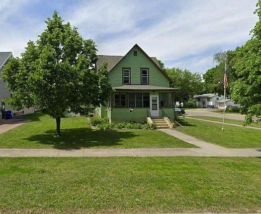 2nd image of 721 4th Ave