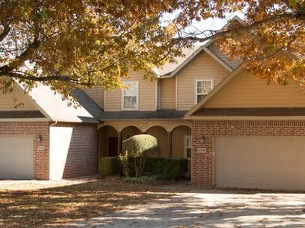 2546 N Oakland Zion Rd, Fayetteville, AR 72703