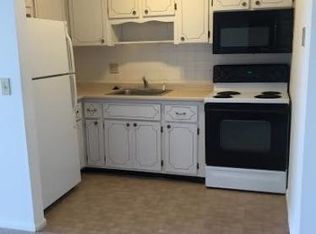 85 Veterans Rd #202, Winthrop, MA 02152