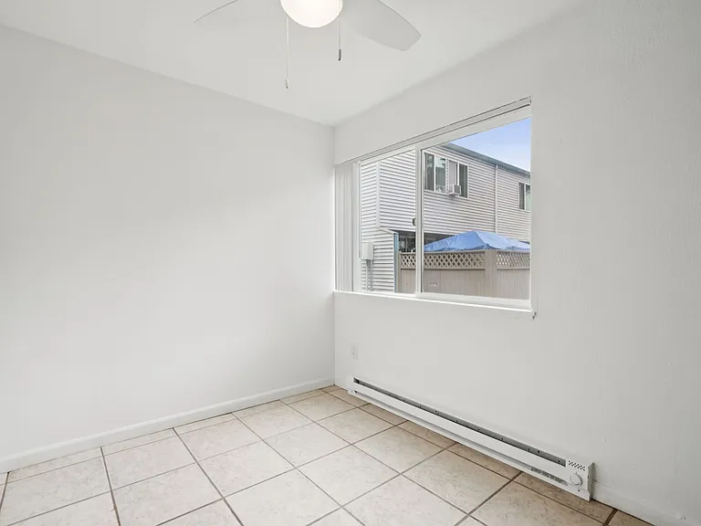 Images Columbia Apartments — Photo 33