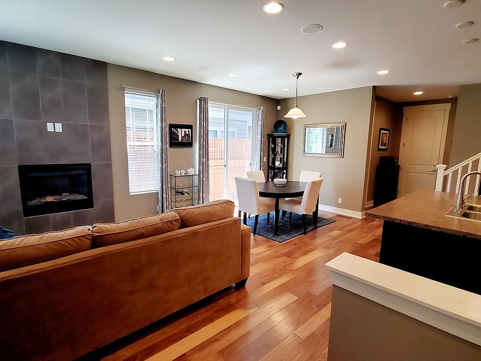 1st image of 10769 E 28th Pl