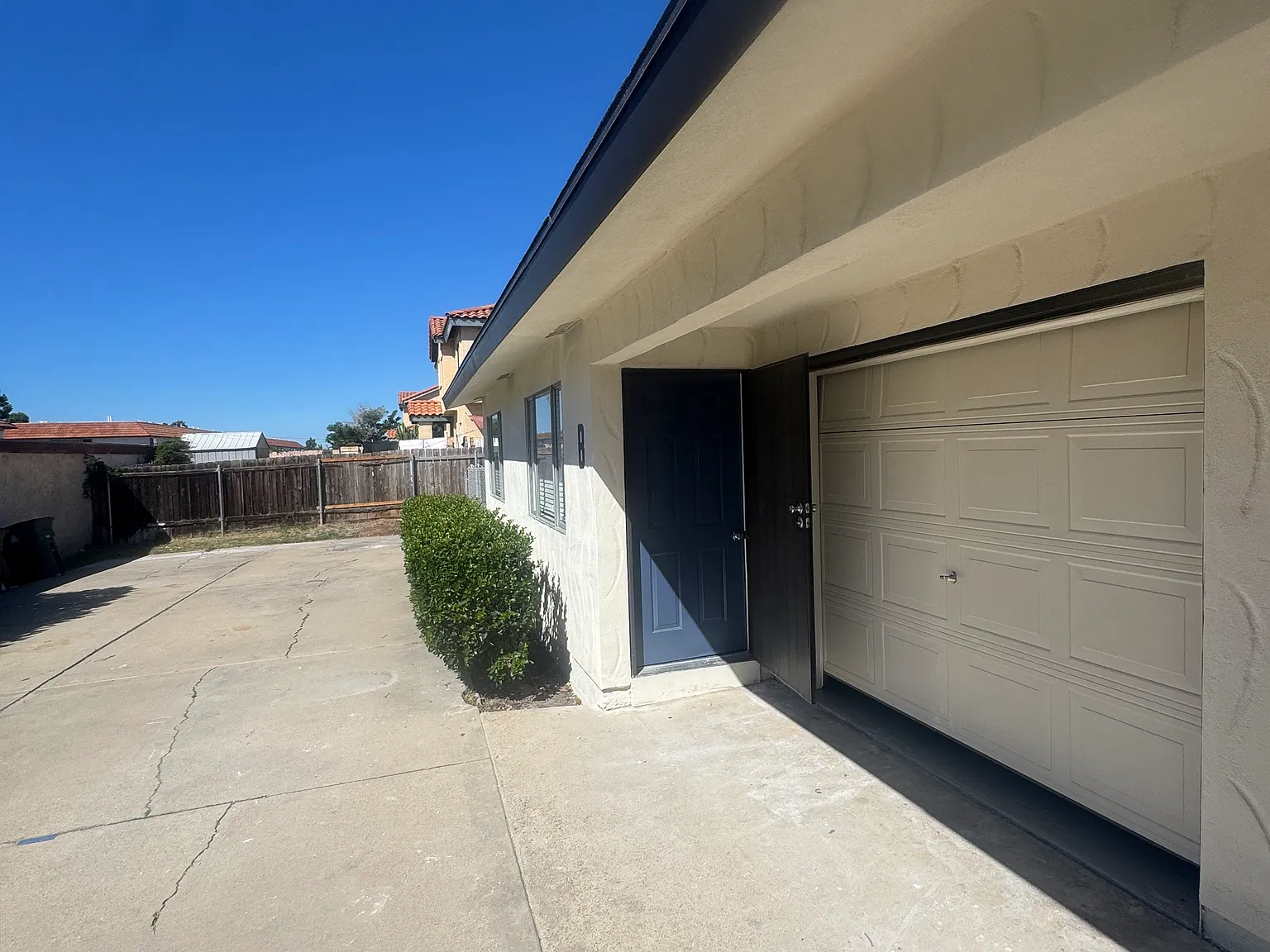 2 bed, 1.5 bath, $2,950 — Photo 3