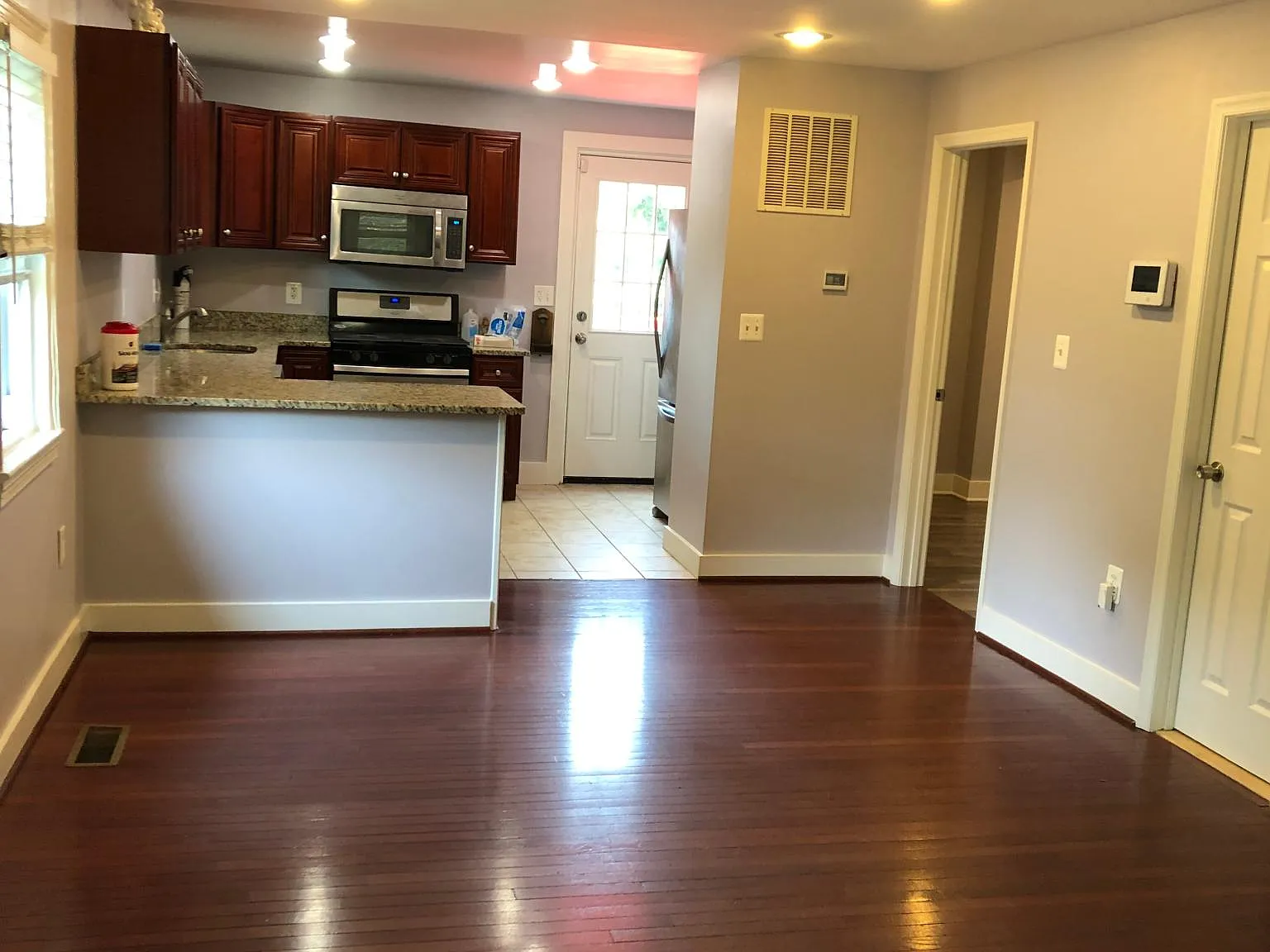 4 bed, 1536 sqft, $2,950 — Photo 4