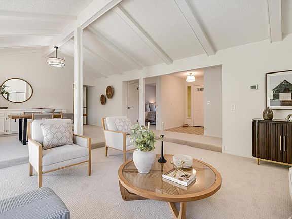 5th image of 2625 Hidden Valley Drive