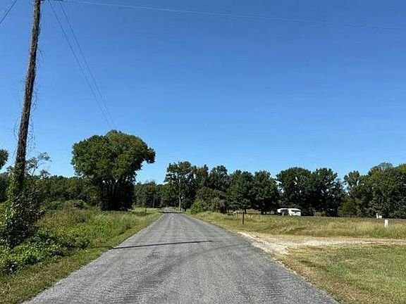 4th image of 1004 Laurel Springs Rd
