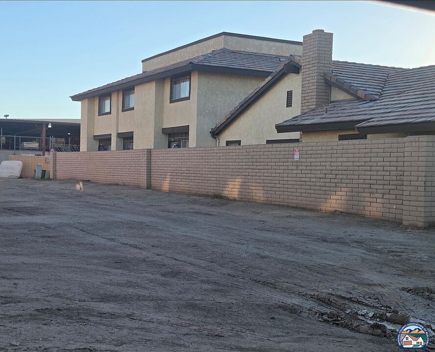 2nd image of 432 W D St