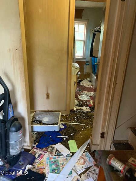 5th image of 810 Duanesburg Road