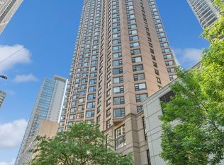 401 E Ontario St APT 502, Chicago, IL 60611