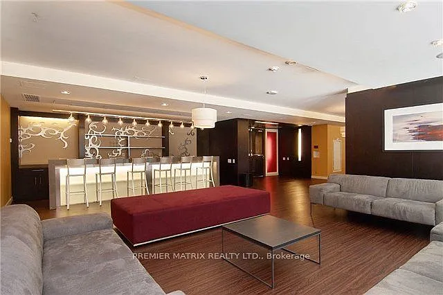 5 Hanna Ave #414 — Photo 30