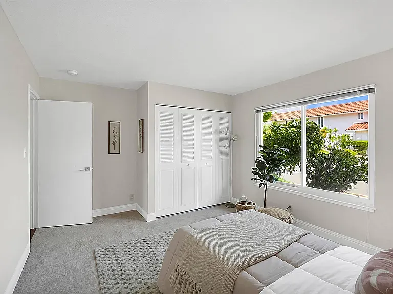 3787 Oakes Dr — Photo 12