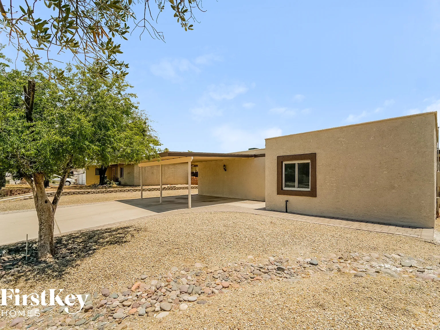 3 bed, 2.0 bath, 1359 sqft, $1,630 — Photo 2