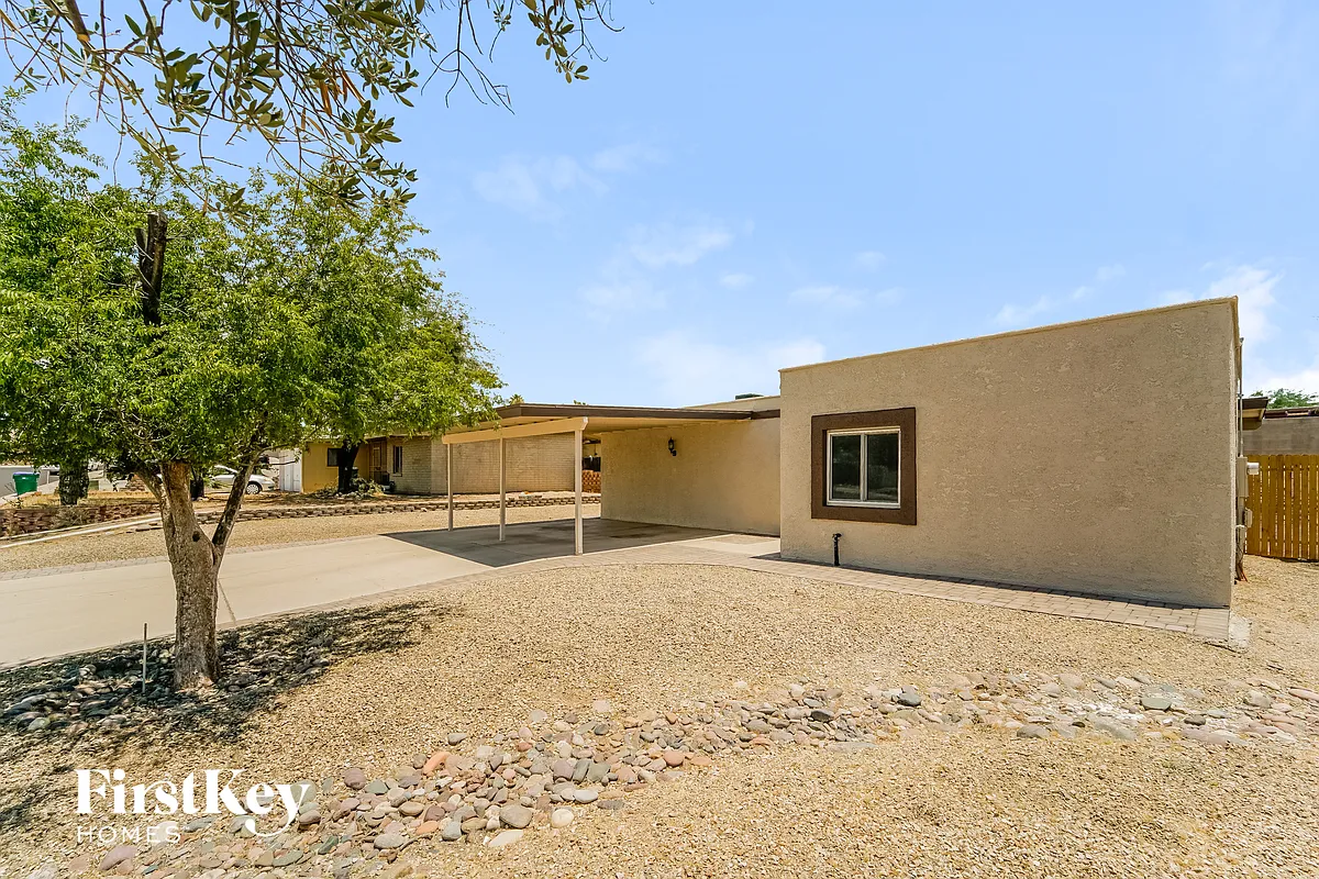 Building Photo - 6718 N Positano Way