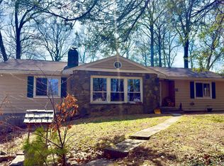 6 Pine Tree Lane, Hyde Park, NY 12538