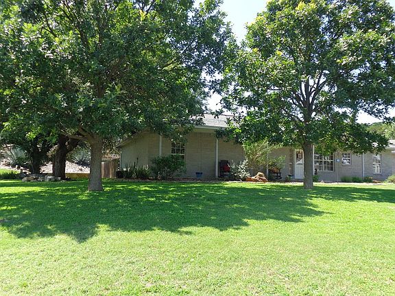 2nd image of 103 Fannin Dr