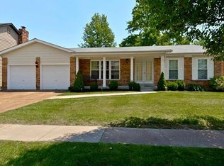 4966 Crosswood Dr, Saint Louis, MO