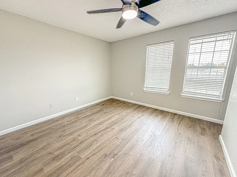 1311 Speight Ave — Photo 12