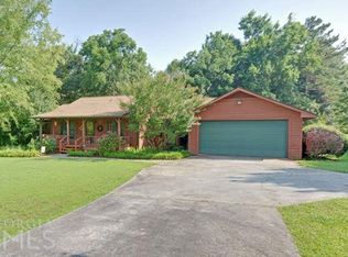 140 Country Ridge Dr, Royston, GA 30662