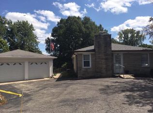 465 Isenhour Hills Dr, Zionsville, IN 46077