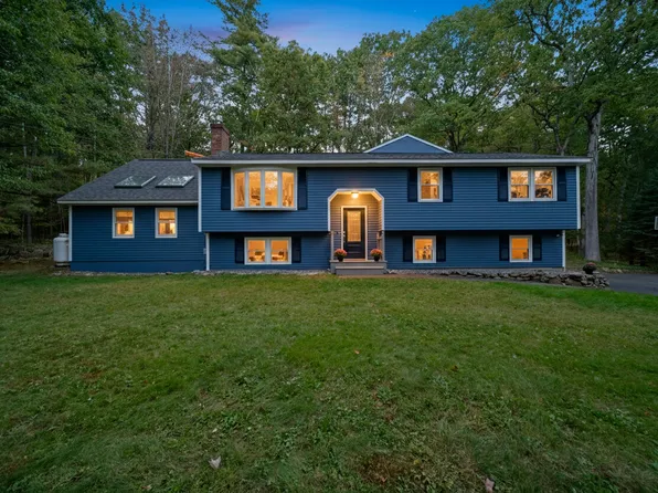 22 Winter Hill Road, Goffstown, NH 03045