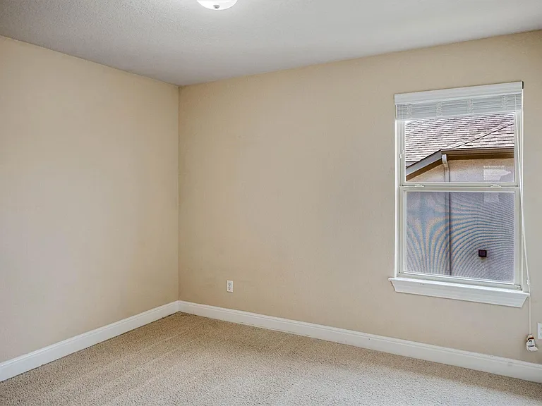 5809 Viejo Dr — Photo 31
