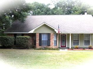 4675 Cypress St, Zachary, LA 70791