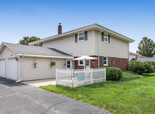 739 Imperial Ct, West Bend, WI 53095