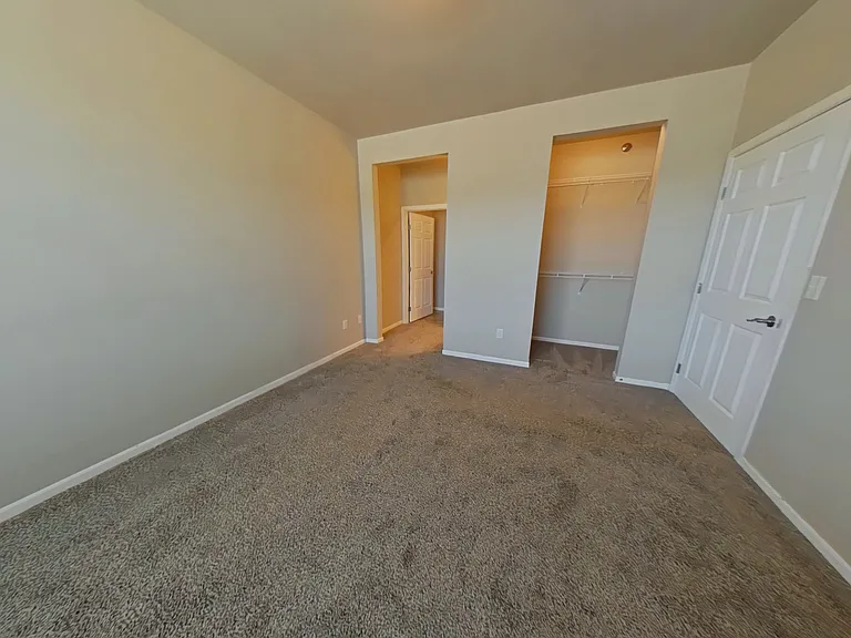 Boulder Ridge Apartments — Photo 41
