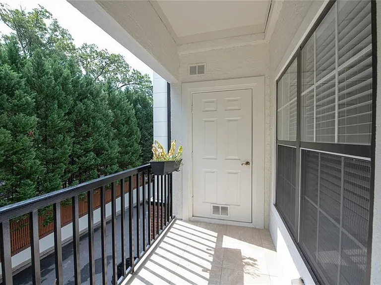 3275 Lenox Rd NE #207 — Photo 11