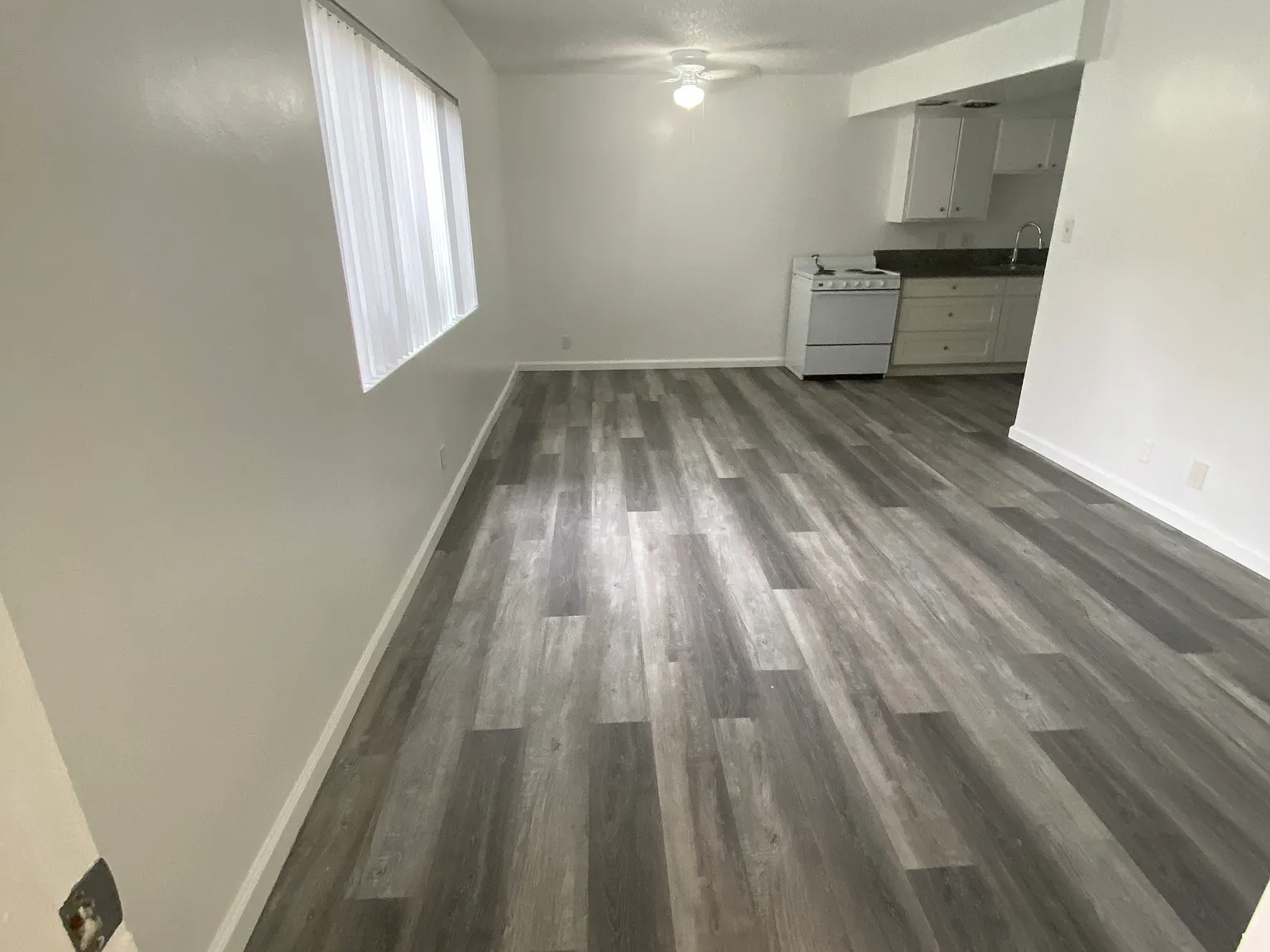 1 bed, 695 sqft, $1,895 — Photo 3
