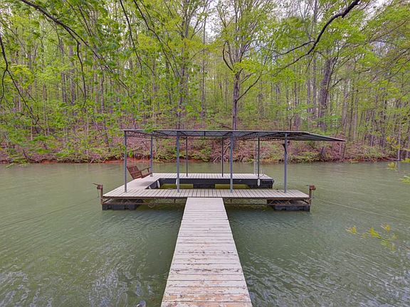 3rd image of 364 Indian Cove Dr