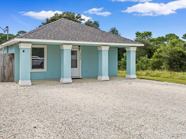 5315 McGrits Blvd, Pensacola, FL 32507