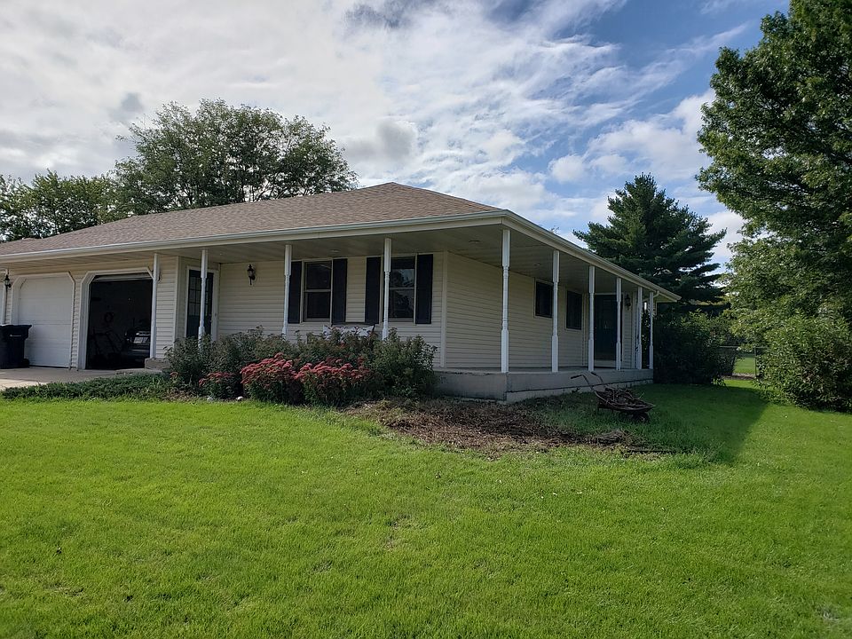 1st image of 437 Sunset Dr