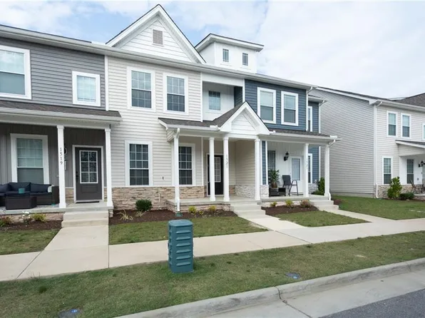 1521 Auckland Ct, Newport News, VA 23608