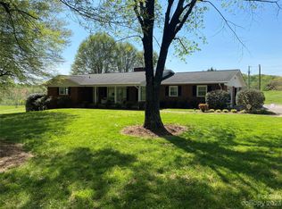 966 Warren Rd, Taylorsville, NC 28681