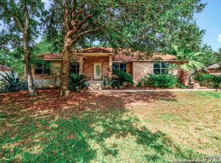 812 Evening Shade Dr, Adkins, TX 78101