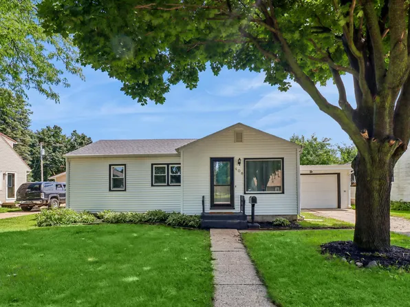 408 Dale Dr, Iowa Falls, IA 50126
