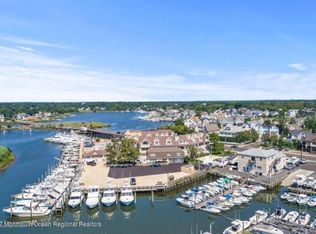 34 Deep Creek Dr, Manasquan, NJ 08736