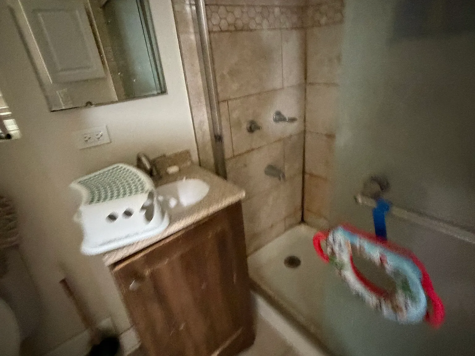 2 bed, 1000 sqft, $1,650 — Photo 4