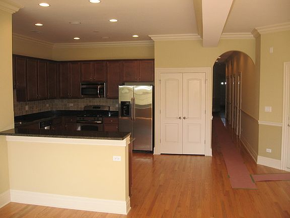 5th image of 4014 S King Dr APT 1N