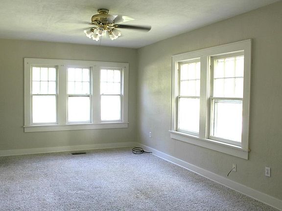 4th image of 1103 S Glenwood Ave