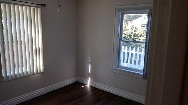 1st image of 439 W Concord Ave