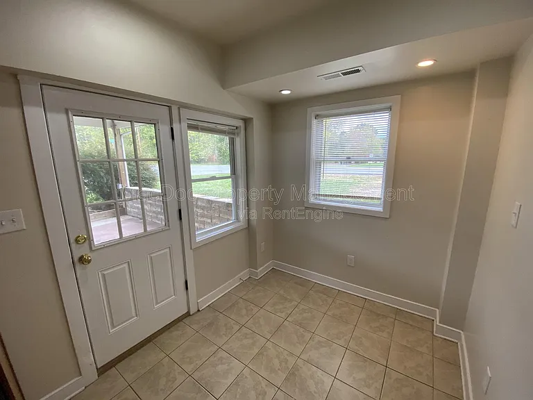 601 Forbes St — Photo 24