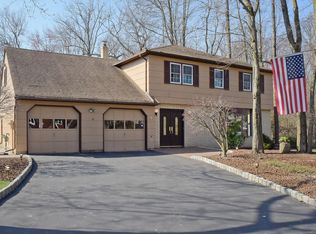 9 Quinby Ct, Parsippany, NJ 07054