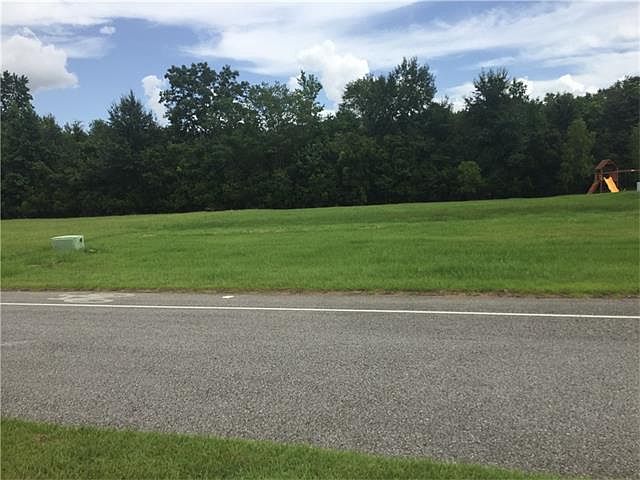 2nd image of 803 S Fashion Blvd