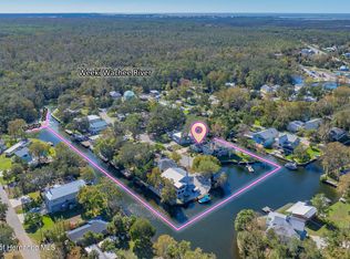 5563 Darlene St, Weeki Wachee, FL 34607