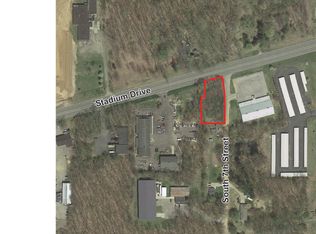 7501 Stadium Dr, Kalamazoo, MI 49009